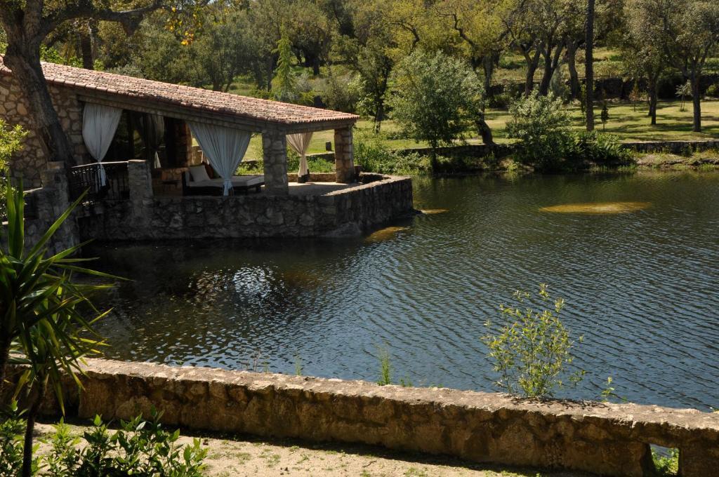 Finca El Cortinal Valencia de Alcantara Bagian luar foto